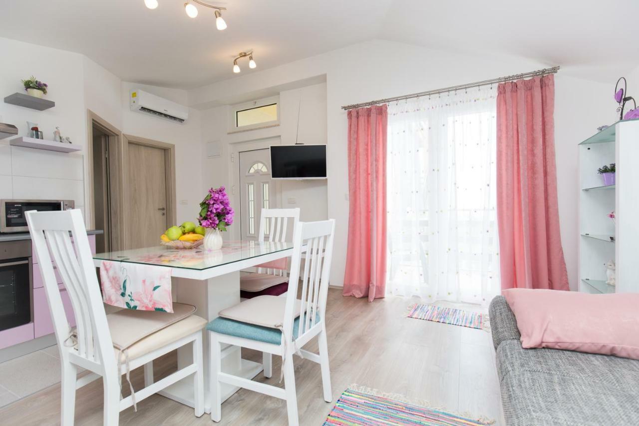 Apartment Paula Podstrana Esterno foto